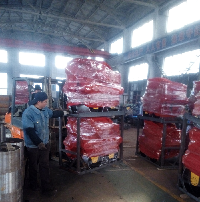沃爾華集團(tuán)92臺壓路機(jī)順利出口印度尼西亞 沃爾華集團(tuán)92臺壓路機(jī)順利出口印度尼西亞