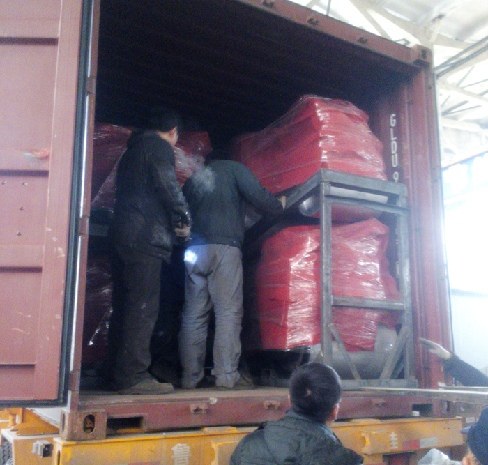 沃爾華集團(tuán)92臺壓路機(jī)順利出口印度尼西亞 沃爾華集團(tuán)92臺壓路機(jī)順利出口印度尼西亞