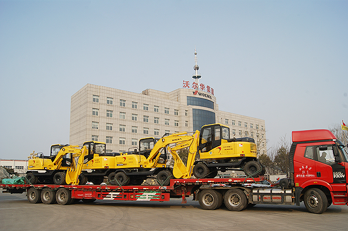 沃爾華集團5臺挖掘機順利出口泰國 沃爾華集團5臺挖掘機順利出口泰國