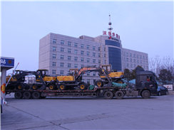 新春開門紅！沃爾華集團一批挖掘機順利發車