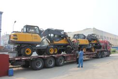 沃爾華新款輪式挖掘機發往華北地區